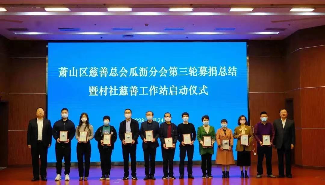 領(lǐng)獎.jpg 領(lǐng)獎.jpg